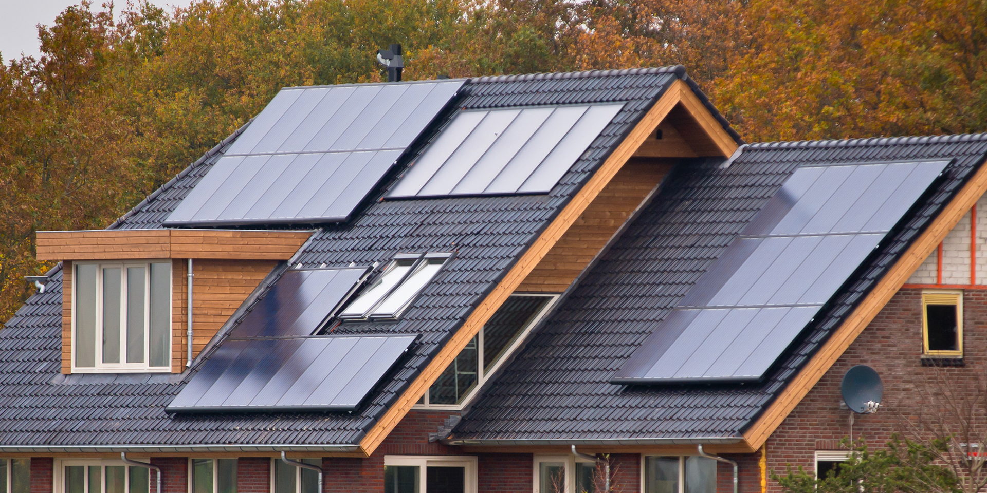 Solar panels on  house dallas tx